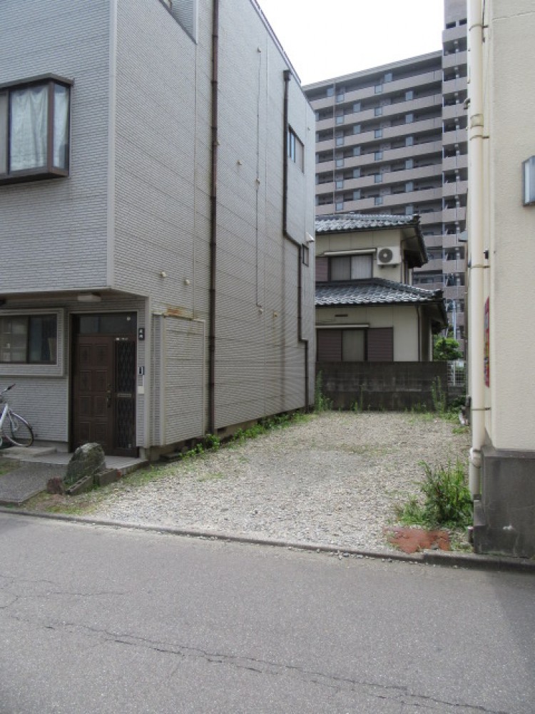 福井市文京1丁目 文京1丁目（一括貸）月極駐車場 株式会社 荒川宅地部 福井県不動産のれん会 福井の賃貸不動産、売買不動産、注文住宅